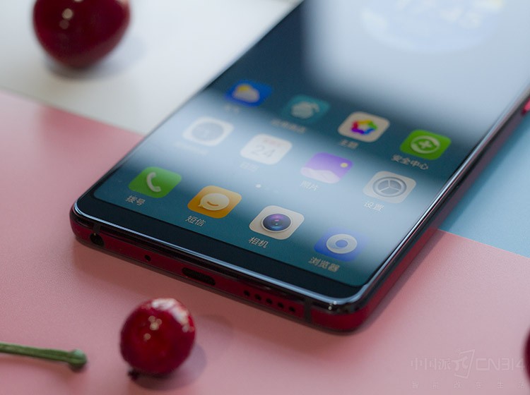 �ײ����°�Ҳ���÷ǳ���խ����Ļ�����ܲ���СԲ�����ɣ�����һ�ָ�Ӳ�ķ��