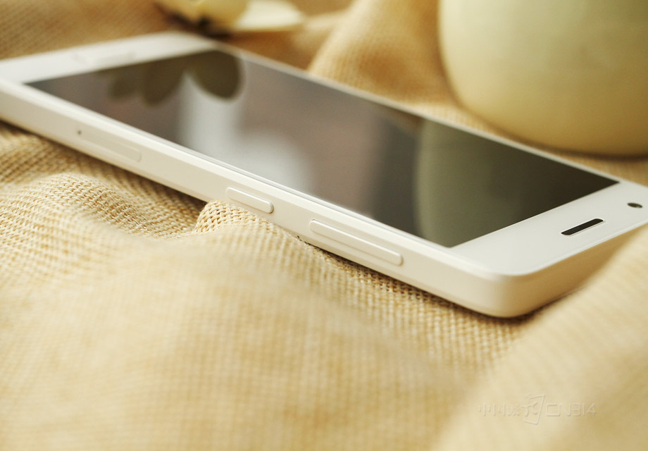 ���а����������˻����ұ߿��ϣ��������̷ǳ����������Ϲ���ʹ��ϰ�ߡ�