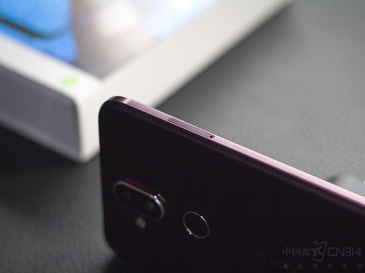 ���չ���Ҳʮ�ַḻ��֧��רҵ��Ӱģʽ����̬��Ƭ������ģʽ��֧������AI������⣬�����Զ�������ѵ����ղ�����ǰ��2000��AI���վ�ͷ֧��AI���պ�AI����ģʽ������AIӰ��ơ�AI��Ȥ���顢ȫ��˫��Ұģʽ����ض������ĵ���˵Ҳ�Ǽ��õġ�