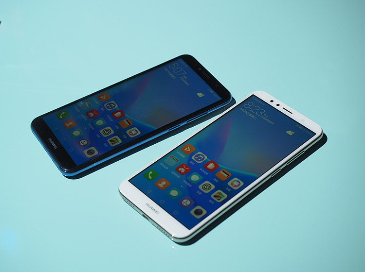 ��Ϊ����8 ϵ��Ҳ���������е�ȫ������˫����ƣ��Լ��ǳ��������ʶ��ȵȹ��ܣ�����˵��Щ����������ϲ���Ĳ�Ʒ���ܵ㡣