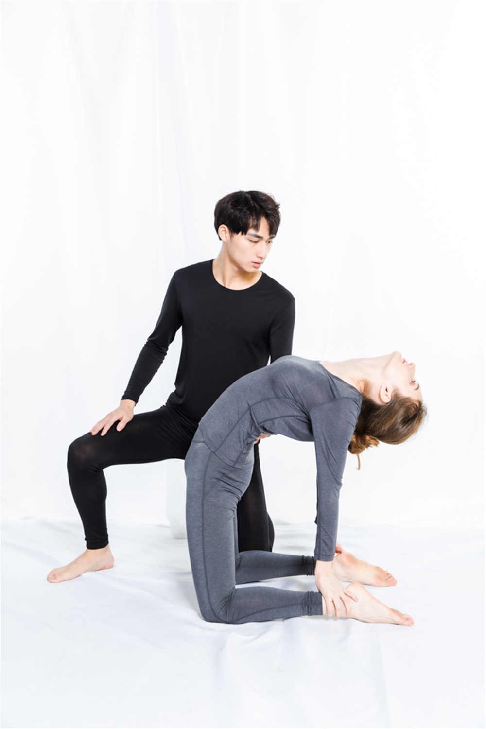 ���º��ص�������㣬��Warm+������ů�������ʱ�С��������ᱡ���ʵı�ů���ȥӭ��������죬ѩ�����Ǿ�ʫ�������ܳ�Ϊ��ʵ��������Ĳ�Զ�ˣ�