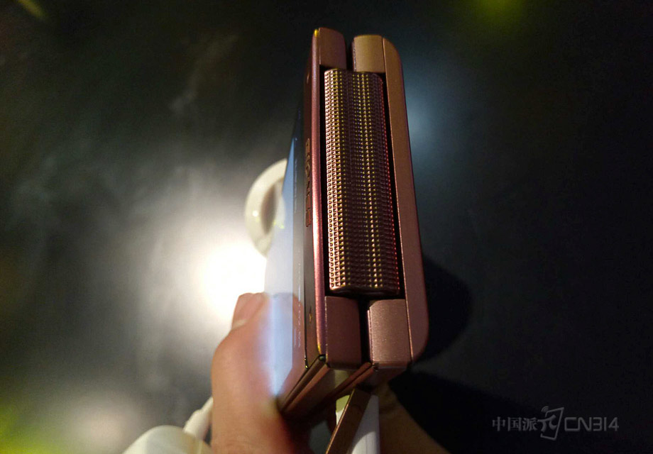 �������W909���ý���˫ת����ƣ���������й���ͳ���ử�������û�������ݡ�