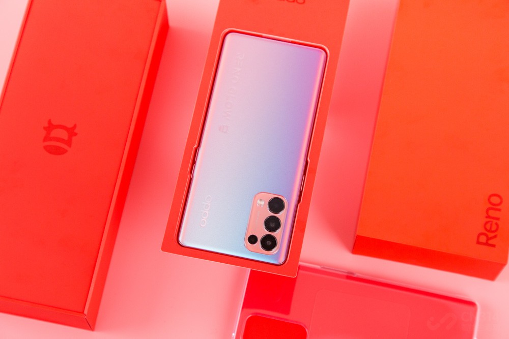 йϷĻУϲǳĳǡᡱOPPO Reno5 ProϣᡱƵ㡣ǰò3200ͷ֧ƵAIաAIƵǿȹܣûߡҲƵ