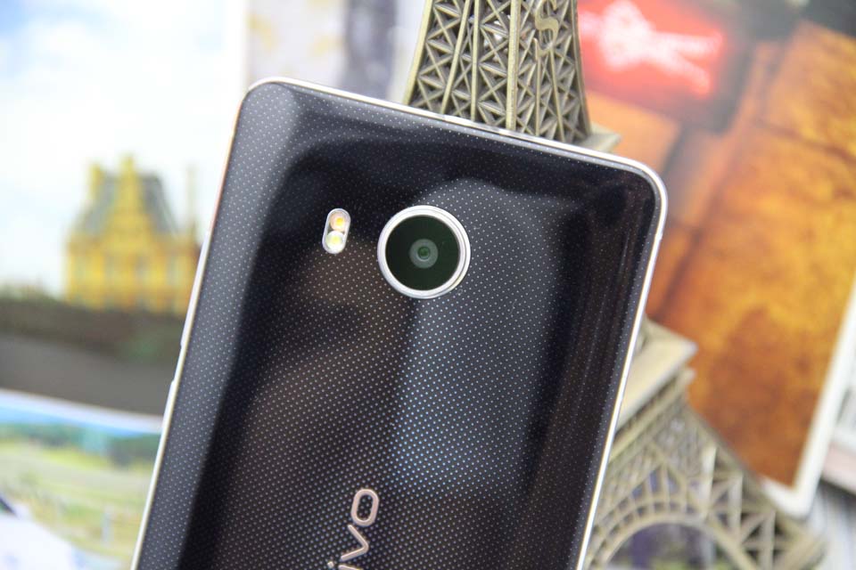 ͷF/1.8Ȧ1300أѧƬԼ˫ɫƣνá