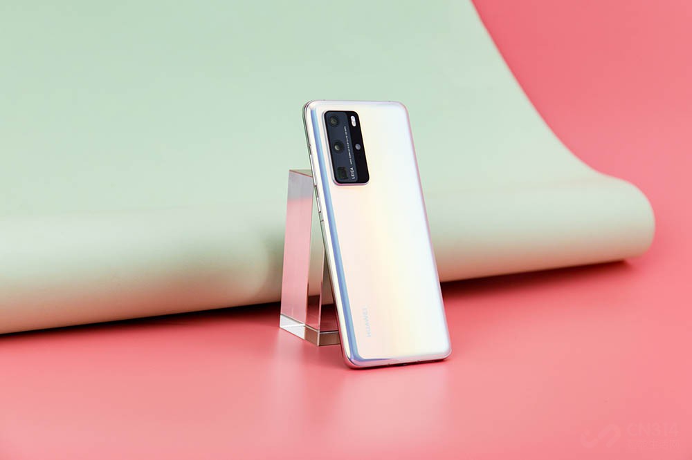 ΪP40 ProṩȰסɫ˪ؽɫѡõȰɫһɫڱŷڰɫϼǳɫ󣬻ΪͨɫͱͶȣɫZϵĿռУڹߵԵùڣߵʶȣ