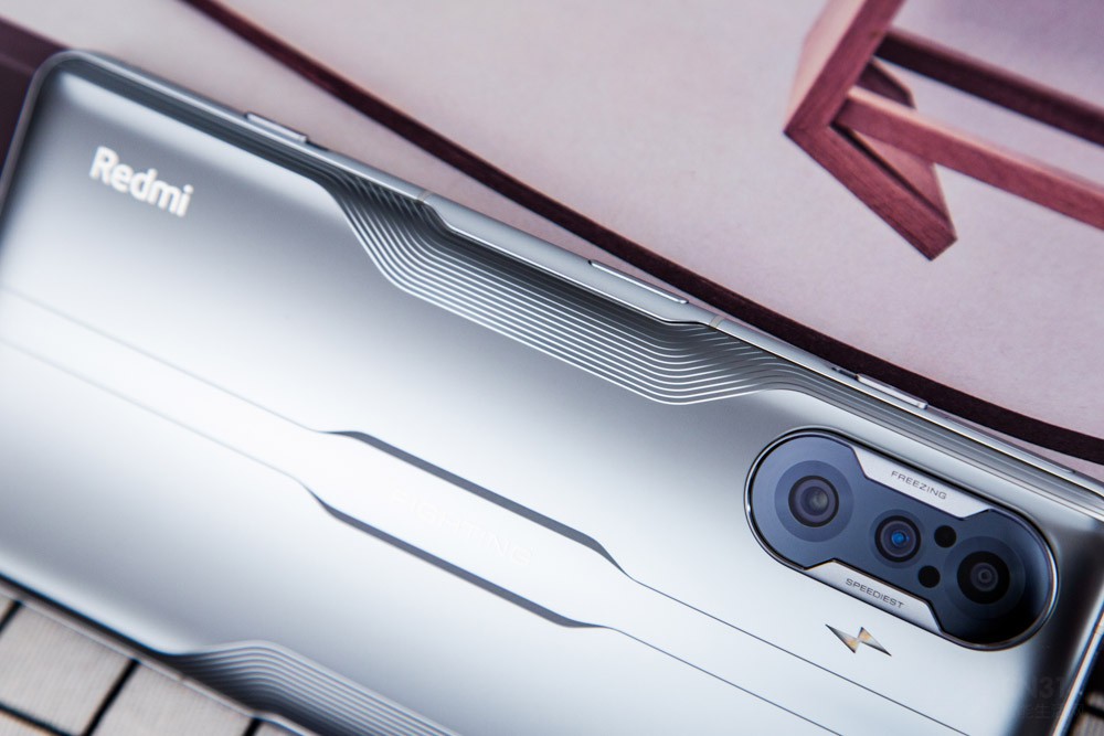 既轻薄又硬核 Redmi K40游戏增强版图赏 Redmi K40游戏增强版,Redmi K40游戏增强版天玑1200,Redmi K40游戏增强版