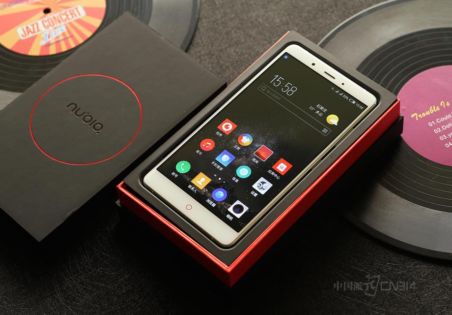 �򿪺��ӣ�Ŭ����Z11 Max���������ں�����ǳ����Ϳ���