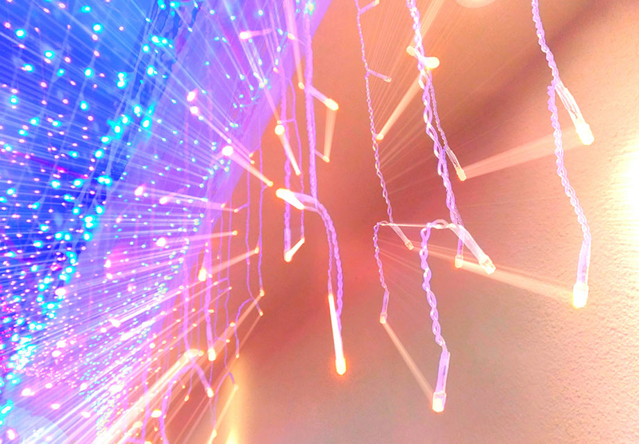 ����ƹ⣬���ӵ�Ѥ�����ж���.