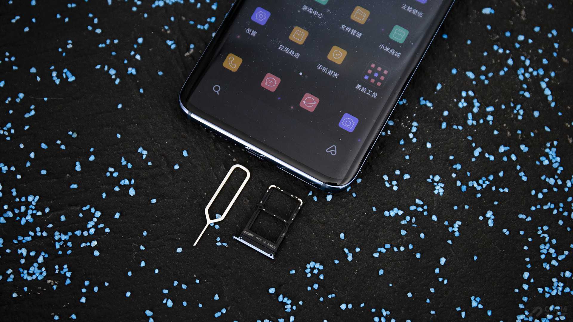 С�׹ٷ���ʾС��10ϵ���Ǽ�ʮ��֮��ɵ��ξ�֮������������Ļ������865���콢���ܡ�1�����س���Ӱ����ϵ��Wi-Fi6��50W���߿�䣬ƽ��Գ�ʽƽ�����ȵȵļӳֶ�����С��10 Pro��ΪС�׳���߶˵��Խ�ʯ���������ͷ��ԣ�����С��10 Pro���Ƿǳ�ֵ�ù���ģ�