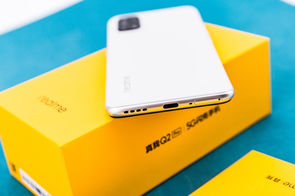 颜值快充不输旗舰 realme 真我Q2 Pro图赏 realme 真我Q2 Pro,realme 真我Q2 Pro图赏,realme 真我Q2 Pro天玑800U
