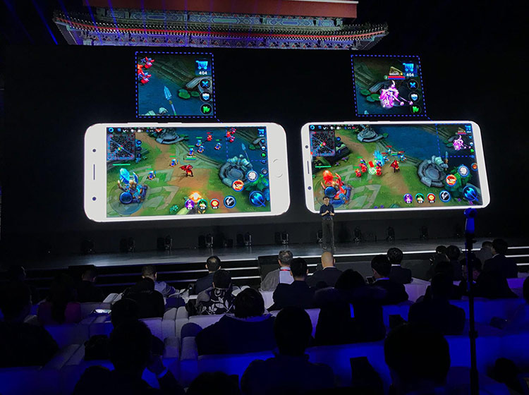 ��vivoX20��������ҫ����Ϊ��Ϸ��ͼ����ȱ���ֻ����㣬���Կ��Կ����������Ϸ���棬��ֱ���ǺϷ�����ҡ�