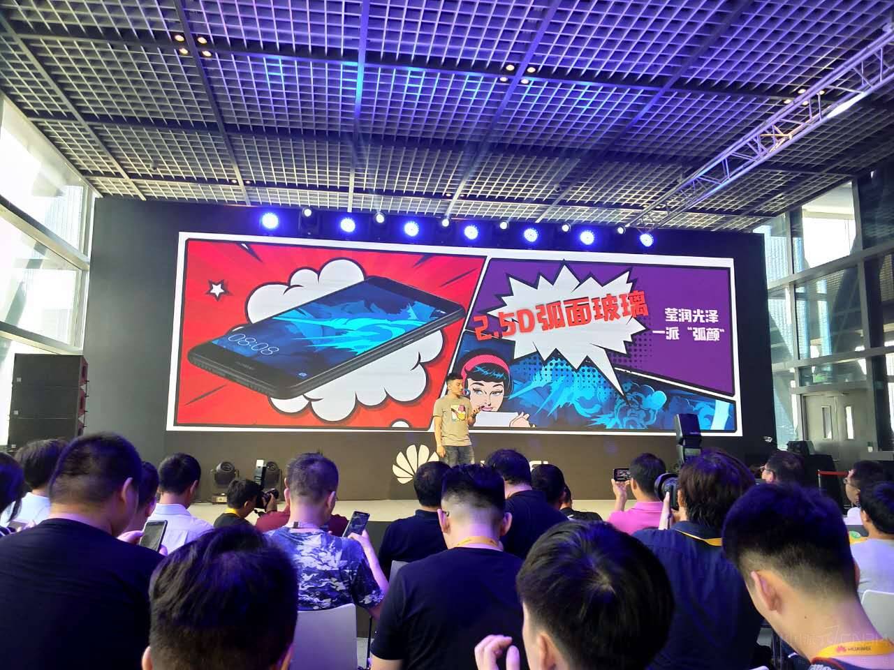 �ӻ�Ϊ����7��ƷԤ�ȵ���Ϊ�ֻ�&�ϵ»����ú����ٵ��������������뺯�ع⣬������������˫�۾��ľ۽���