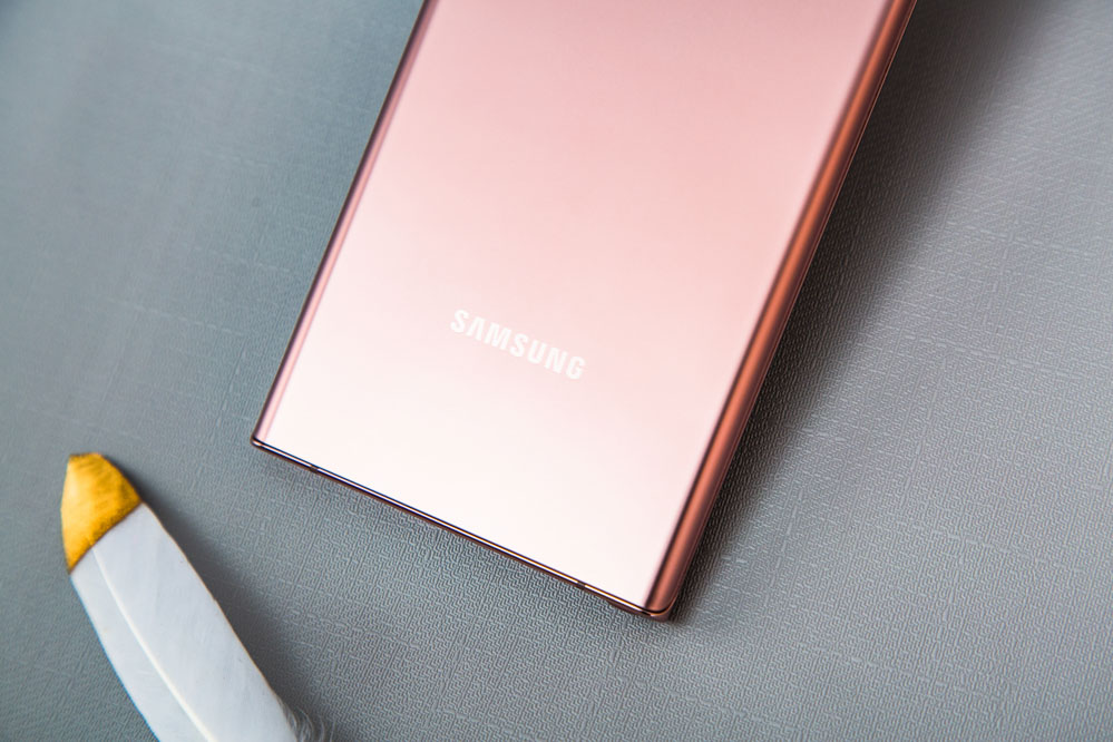 ���÷��棬����Note20 Ultra��������865 Plus����������12GB�˴�����512GB�Ĵ��棬�������Ƕ�����UFS 3.1�����ܷ�������Ƕ�����