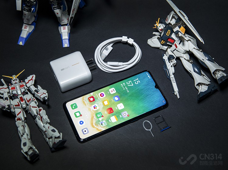 ���ò�˥�ĸߴ�Ӧ���Ǻܶ���ͬ���������ʱ�Ļ��䣬�����������������������ݣ���������ޡ���ɥŮ����Turn X֮��ģ���Щ���嶼���Գ����Ǹ�����Ʒ�еġ����ơ������ڣ�OPPOҲ���Լ������Ʋ�Ʒ�Ƶ���̨ǰ��Ҳ����OPPO Reno Ace��