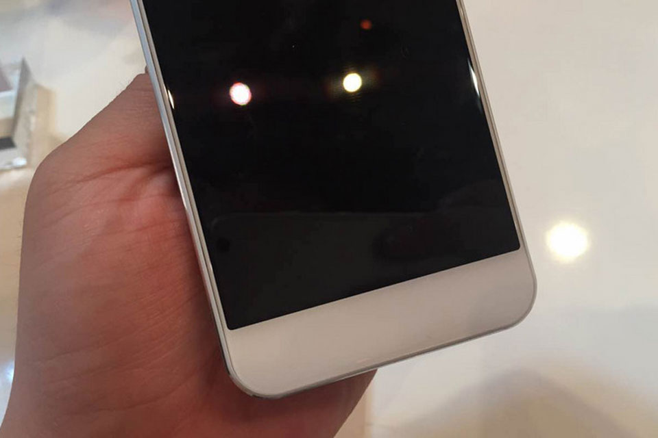 ��Ļ�߿���ȥ�ǳ�խ������û��Android���ܼ���