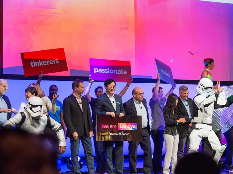 ��������ʦ����ϸ������ȥһ��ķ�չ���֣����б���/��������������ȫ���ͼ�б��ֿ�Ȧ�ɵ㡣