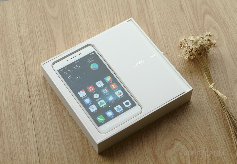 �򿪰�װ֮���������ȱ㿴����vivo X6sPlus�����֮��һ�����ࡣ