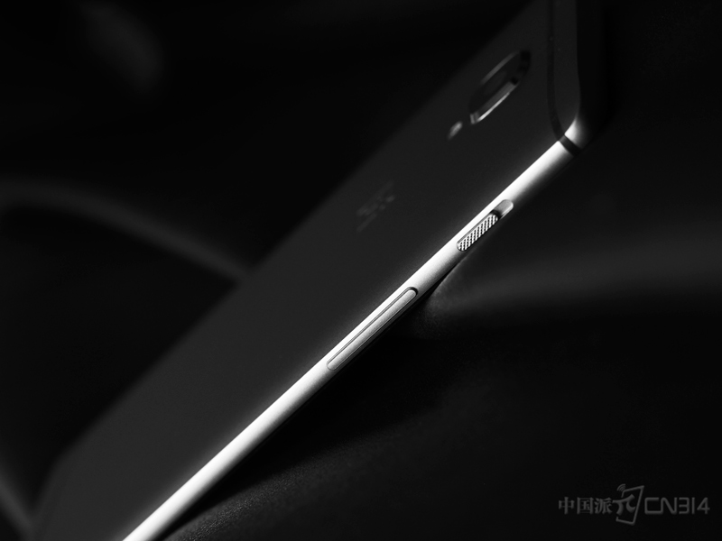 �������߿���һ����������ư������û������˶��ص�������������������·�ǳ��ĸ��ԡ�