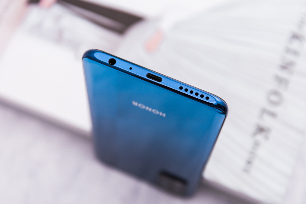 ҫ X10 Maxɱ3.5mmףײ˷翪ף׼Type-C׺ף5000maHأ֧22,5W䣬