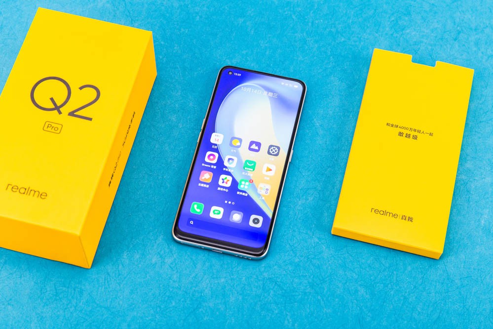 颜值快充不输旗舰 realme 真我Q2 Pro图赏 realme 真我Q2 Pro,realme 真我Q2 Pro图赏,realme 真我Q2 Pro天玑800U
