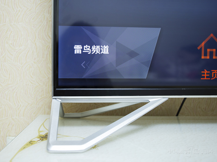 ����ͱ߿�������ʯ������ƣ�����ϸ�ڷ���Ҳ��ʮ�ֳ�ɫ��