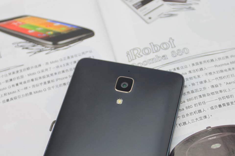 С4ͷķͻһֱΪ1300ƲõǵLEDơջʽCMOSûвùѧ