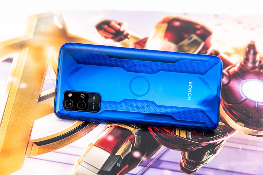 裸眼3D炫酷十足 荣耀Play4 Pro机甲蓝图赏 荣耀Play4 Pro,机甲蓝配色