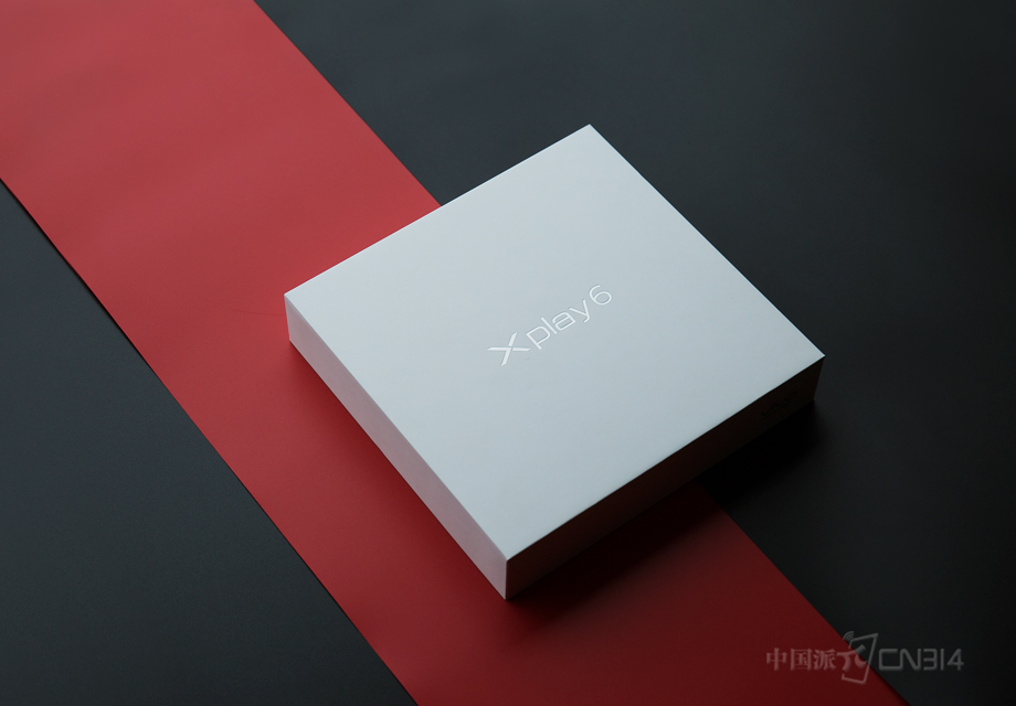 ��ʹ����֪�������Ʒ��ȫ��ĥɰ����ɫ�������İ�װȴû��˿���仯������ķ��ΰ׺У������Ǹ����ڴ�������ʽ������