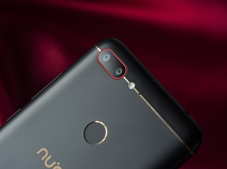 ��ʯ����ɫ�����ɫlogo����ɫ����������ɫָ��ʶ��ģ��Ʊߣ�����������΢͹������ͷ����CNC��ʯ�и�գ����޵ĺ�ɫ���˻����㾦�ĵ�׺��