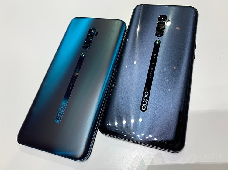 Ӳ���ϣ�OPPO Reno��׼���10���佹����Ҫ������ڴ�����������ͷ������������䣬10���佹����õ��Ǹ�ͨ����855������������4800��������+1300��Ǳ��ʽ������ͷ+800�򳬹�Ǿ�ͷ��ӵ��10����Ϲ�ѧ�佹�������������Ϊ4065mAh�����ƶ����콢���á�