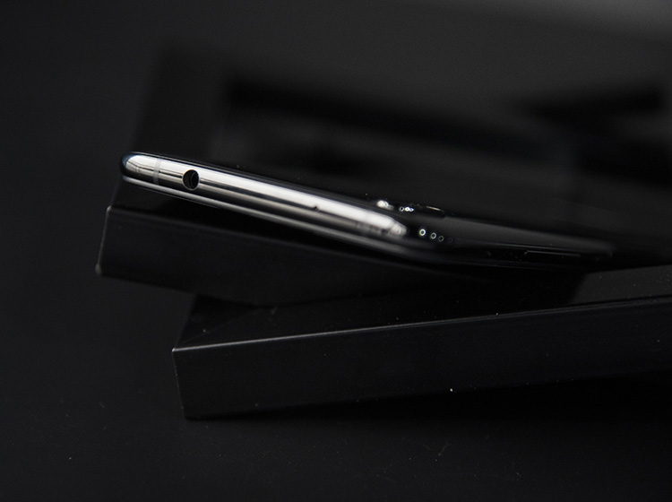 ����Ϊ3.5mm������׺ͽ���MIC��