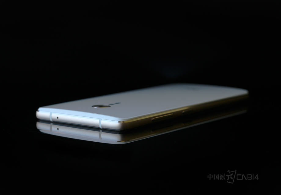 �ֻ�������һ�廯���л����൱�����ġ�