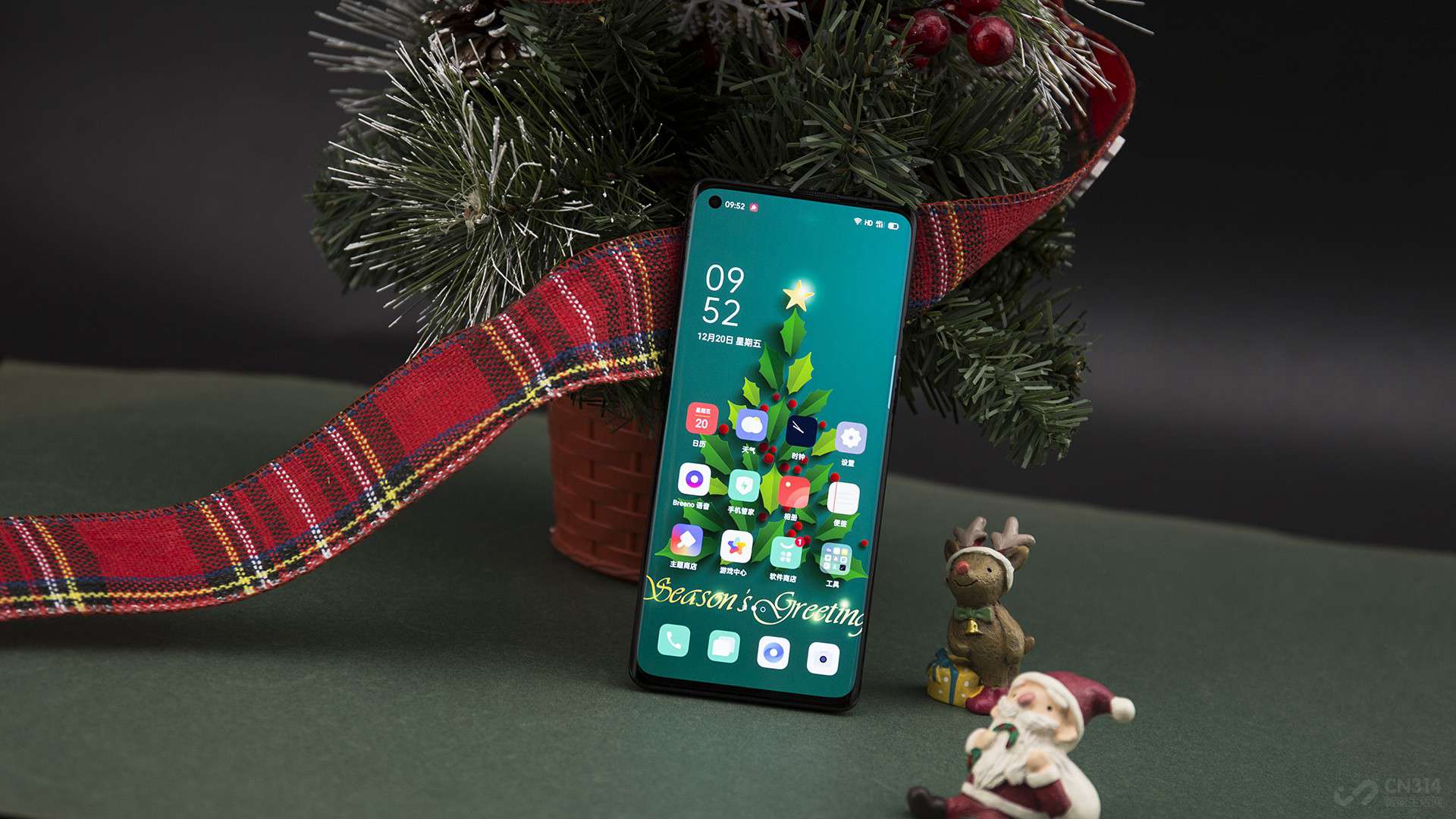 OPPO����ٰ���Ʒ��������ʽ�������׿�5G�ֻ�Reno3 Pro���ڴ�֮ǰOPPO����Ԥ��������ڽ��������Ƴ���������7ϵ5G SoC�Ļ��ͣ��˴�Reno3ϵ�в��õ���˫������ս�ԣ�������Ÿ�ͨ�ŷ������õ�SoC����Reno3 Pro������������Ҳ�ǹ����ֻ��г������һ���»���