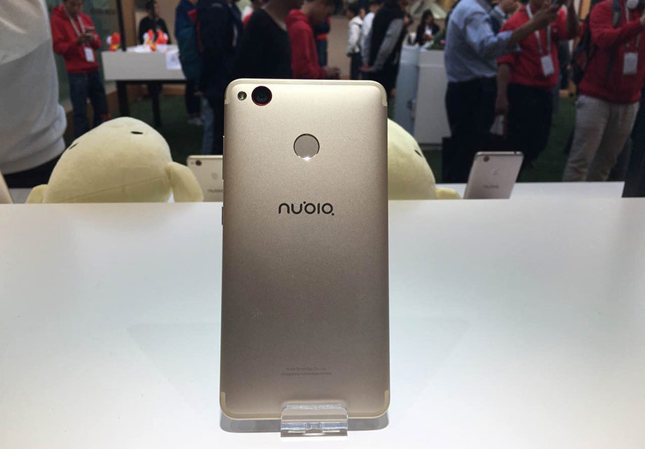 4	�û�����6ϵ���Ͻ���죬�ǹ�ĥɰ���գ�������ָ�ƶƲ㣬����һ�廯����Ʒ�ʳ��ڣ��������߾��зǳ��ʺ��ճֵĻ��ȣ��ָг��ڡ�