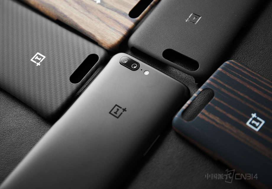 ����һ��5�ı�������Evutec�����������ֱ�ӵ����֦ľ����̴ľ��������ά�Լ�����ɰ�Һ��ĸ����ʣ�����˵ÿһ����Ƕ��Ƕ��߸��ԡ�