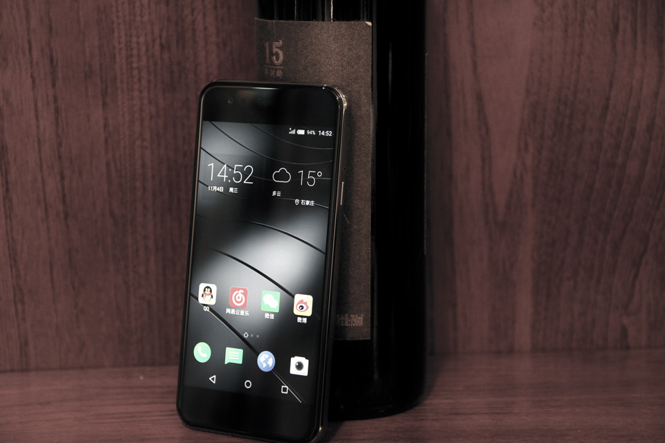 �����Ҳ�Ϊ���ۺ͵�Դ����Gigaset Me֧��˫��˫����֧����ͨ���ƶ�4G��