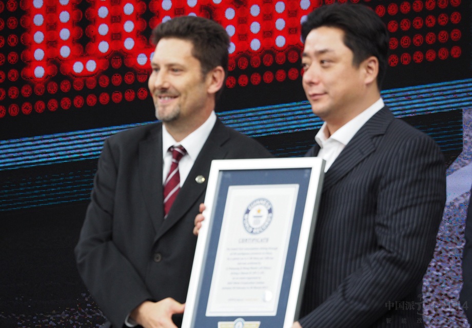 Ȼ�������������Ļ񽱸��Ի������������쵼�ķ��ԣ�����Ҳֻ�����������ˡ�