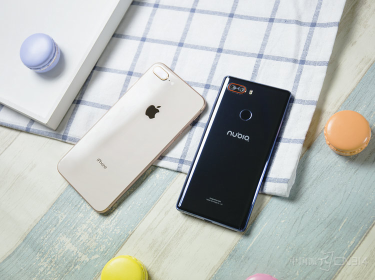 �����ֻ����涼�����˲����Ļ���������Ŭ���ǵ�3D���ȣ�����ȥȥ��Բ��