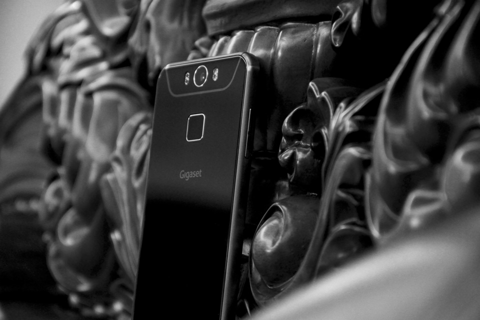 Gigaset ME�����Ϸǳ��㣬�����к����ԣ����߻��ǱȽ�ϲ�������з����е��ֻ���