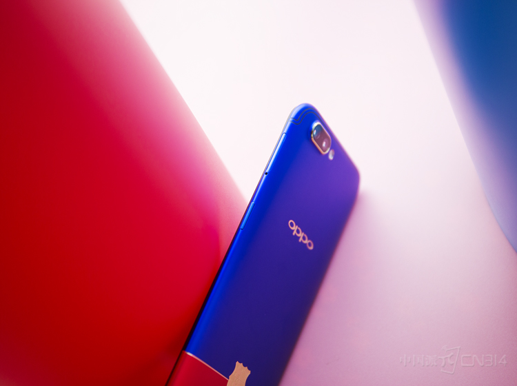 �˱��Ļ����������������ܣ�������ɫҲ�����ư�R11�����ղؼ�ֵ��