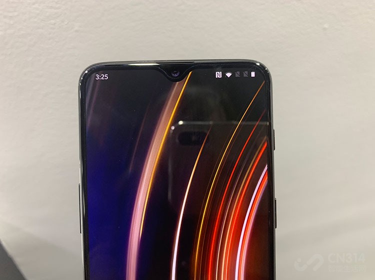 �۸��棬һ��6T�����׶��ư��ۼ�4599Ԫ����Ϊ������ļ۸�϶�����ͣ������Ҷ���Ԥ�ϵõ����������������ߵ�����Ʒ�Ƶ��������ֻ���4599Ԫ�ļ۸���ܺ���ˡ�