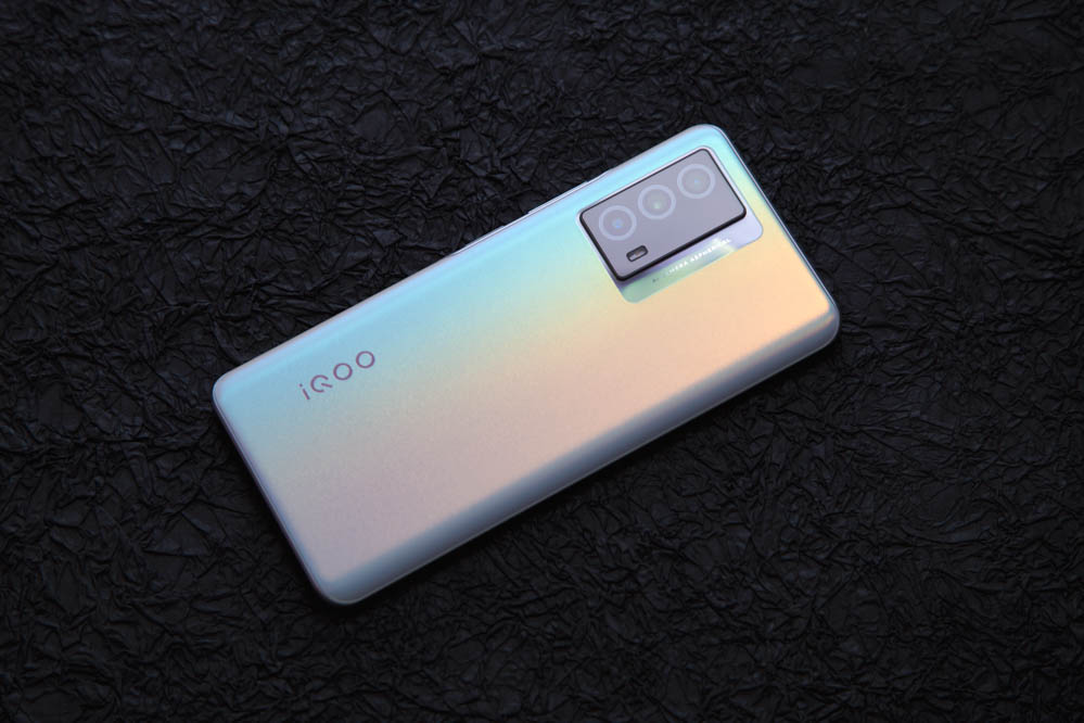 ĺصǱĺ볿ʣĤƬյļӳ£ͬǶȹ۲вͬɫůůɫ˸еã糿ذɫ͸¶ŵŵʣ渡ֵĵů籡ĺչ㴫ů