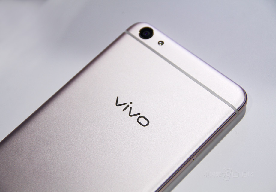 ��˵ϸ�ھ����ɰܣ�X7Plus������ͷ��Ȼ�����续�����������ղ�������ã���Ҫ��������ѡ�