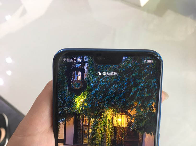 ������Ʊ���ͨ�ֻ���Ҫ��խ�������ζ�����ܻ�ø�����Ч����Ϣ��