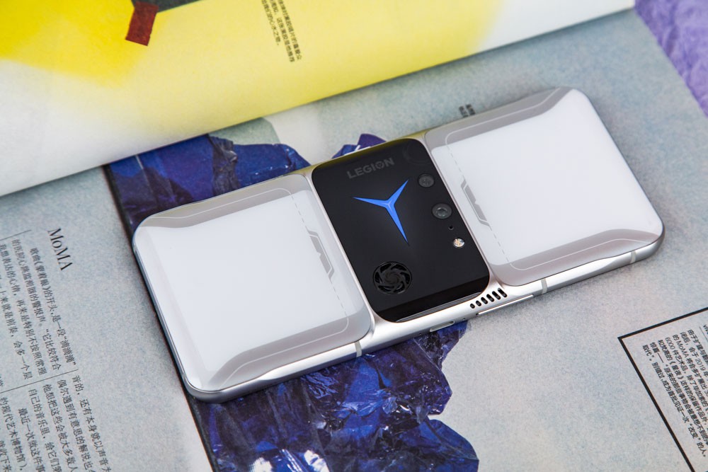 ˵PS5Ϸ۷ˮ׼ôЩʱ򷢲ߵ羺ֻ2 Proܴ羺ֻ컨塣ȻûѾһʱ䣬Ӳܡɢٿؽȵȷ棬ۺʵȦNo.1