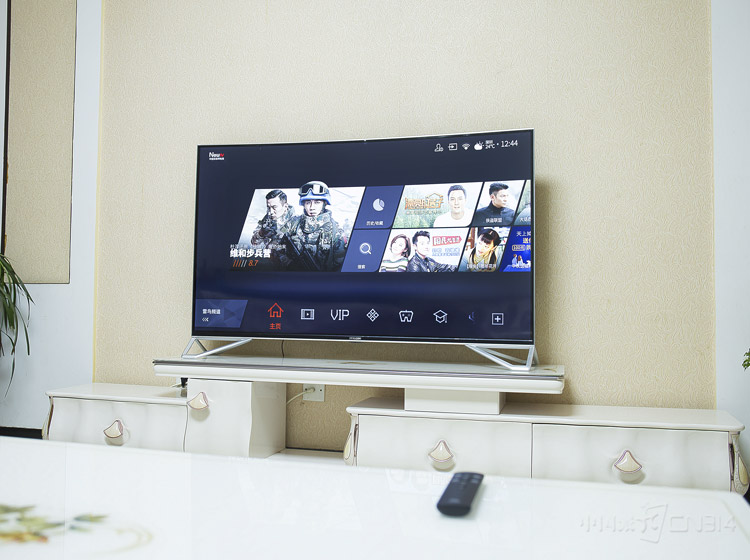 ����I55C֧��ȫ��̬HDR������HDR10��Dolby Vision��HLG������4K������Ļ�����ܴ����𺳵��Ӿ����顣