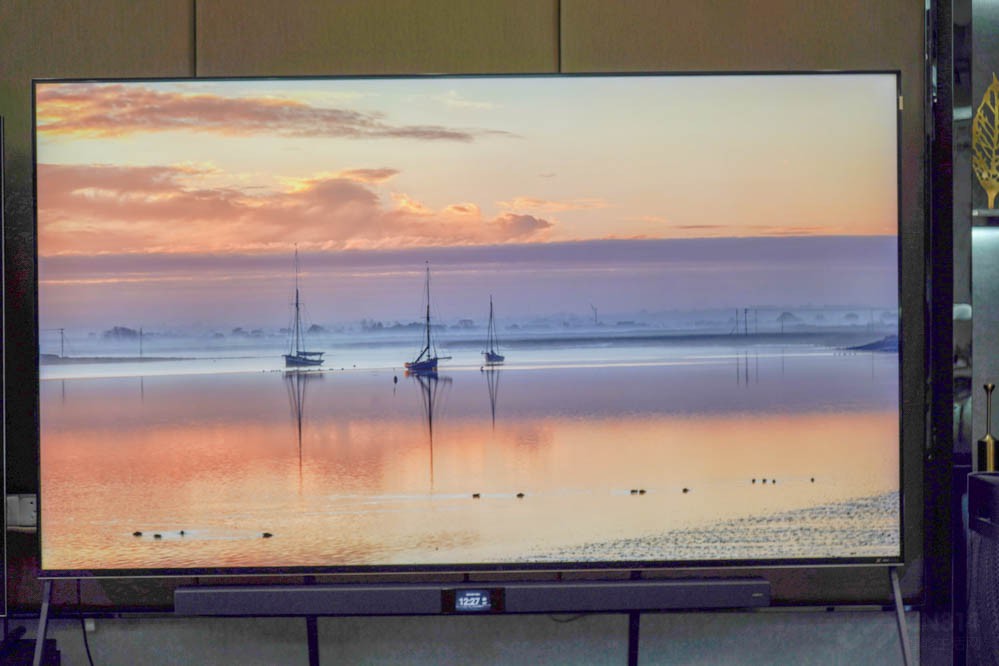 客厅变IMAX影院 TCL巨幕智屏98X9C赏析 TCL