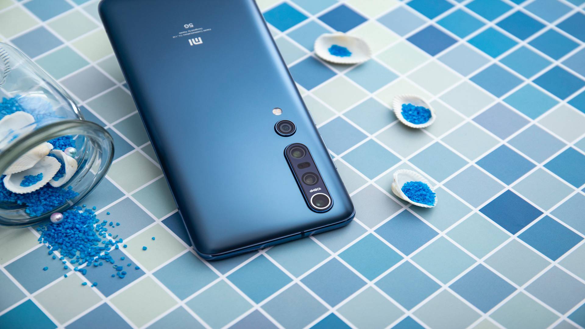 ���ں�������ͷ���棬С��10 Pro����ƺ�С��CC9 Pro��һ��һ���������ĸо�����û�������Ƚϴ�ĸı䣬ͬ��������һ���������㣬������DxO���а�����124�ֵ��ۺϷִﵽ�˵�һ���ĳɼ���