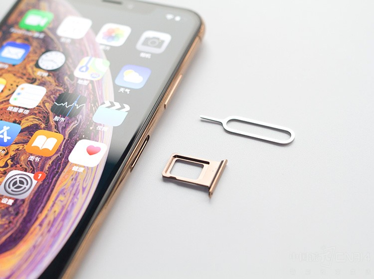 iPhone XS Max图赏:双卡双待,史上最贵