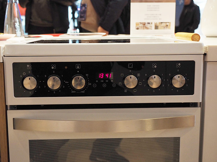 �ٿؿ���ȥ�ͿƼ���ʮ�㣬���������ĸ��Ի��ռ䶨�����ɽ������ļҵ��г�������С�ĳ����